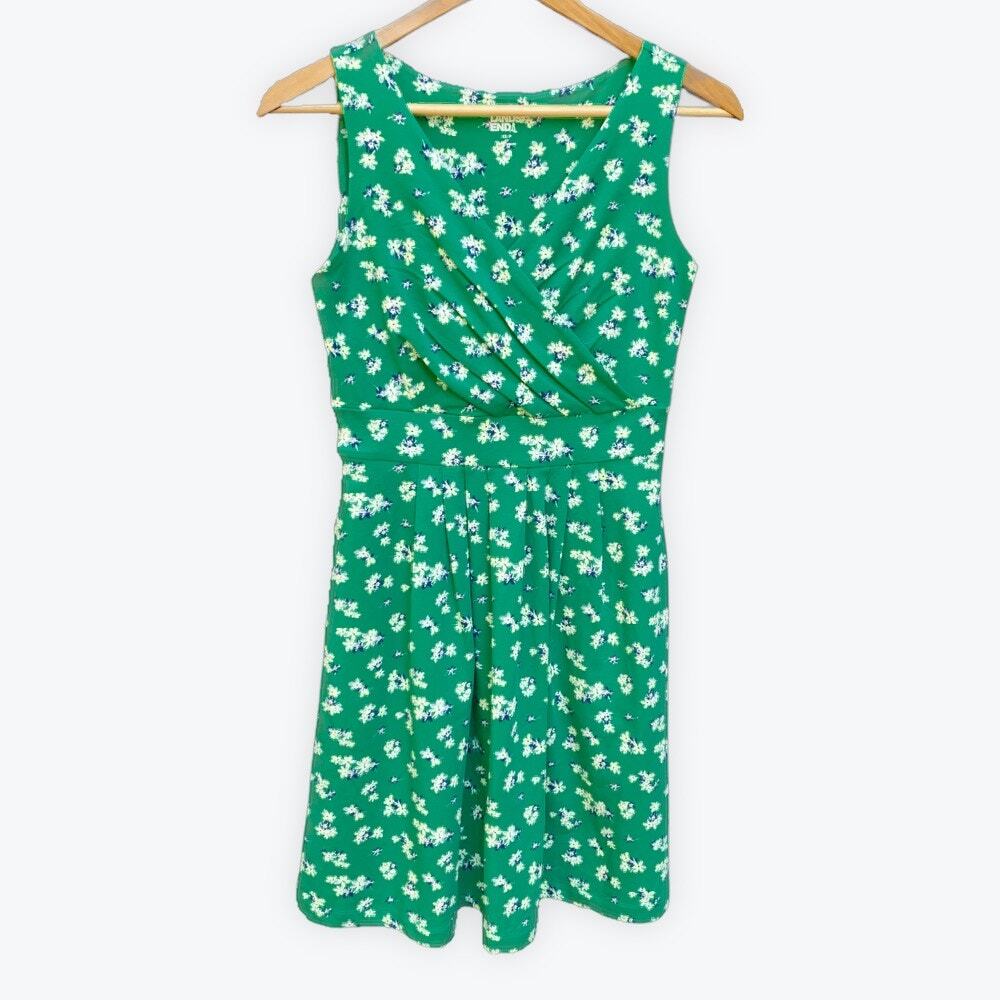 Lands End Green Fit & Flare Dress Womens Size XS Ditsy Floral Coquette Skater